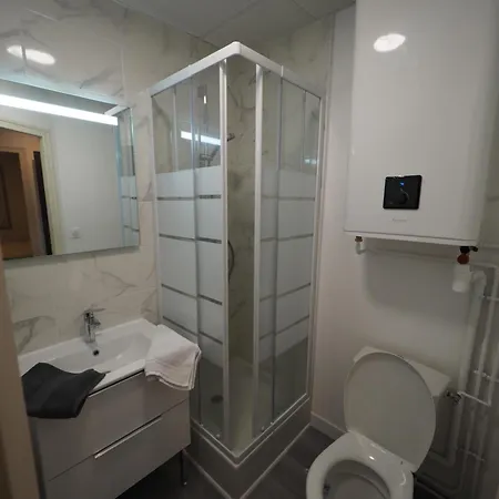 Appartement Meuble 2 - 15 Min Dampierre - 25 Min Belleville - Wifi Gien Exterior photo
