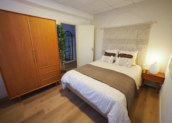 Appartement Meuble 2 - 15 Min Dampierre - 25 Min Belleville - Wifi
